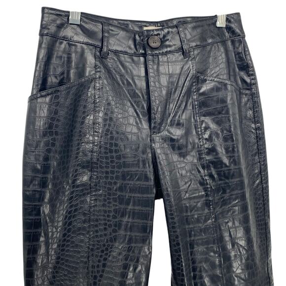 NEW A NEW DAY Reptile Print Tapered Leg Faux Leather Pants Black Size 2 Chic - Picture 3 of 7